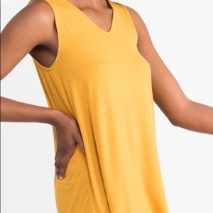 Essential Tank V-Neck Mustard by Agnes & Dora NWT
